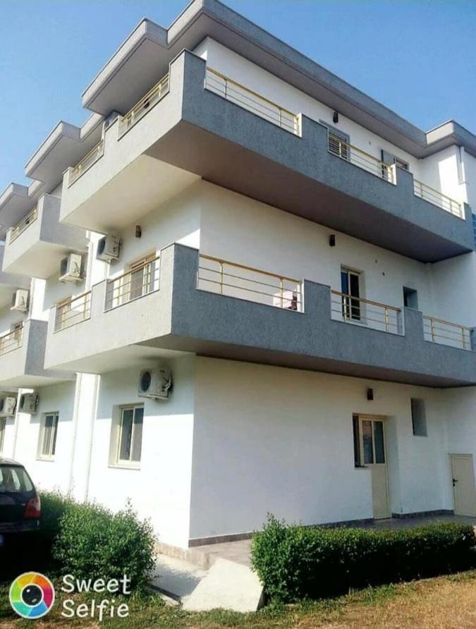 오리쿰 Apartmet Dritan Belulaj 아파트 외부 사진